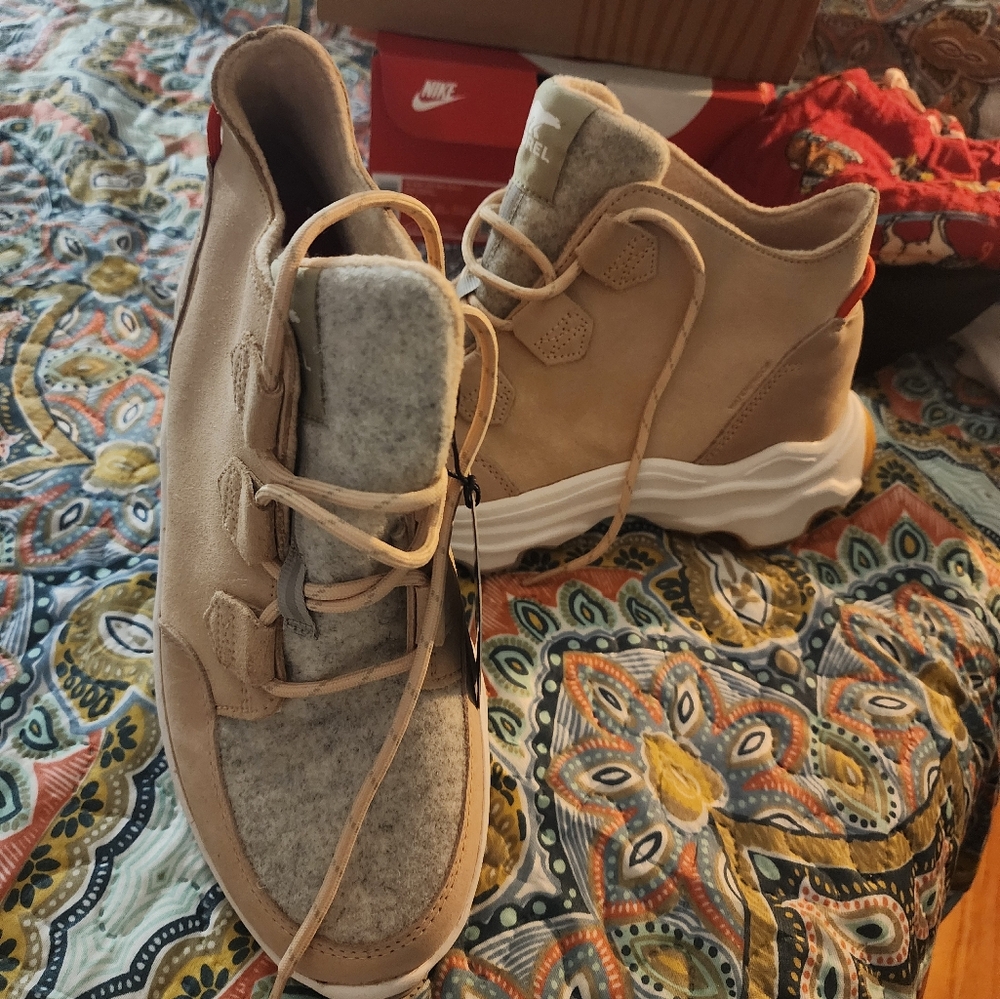 Sorrel shoes